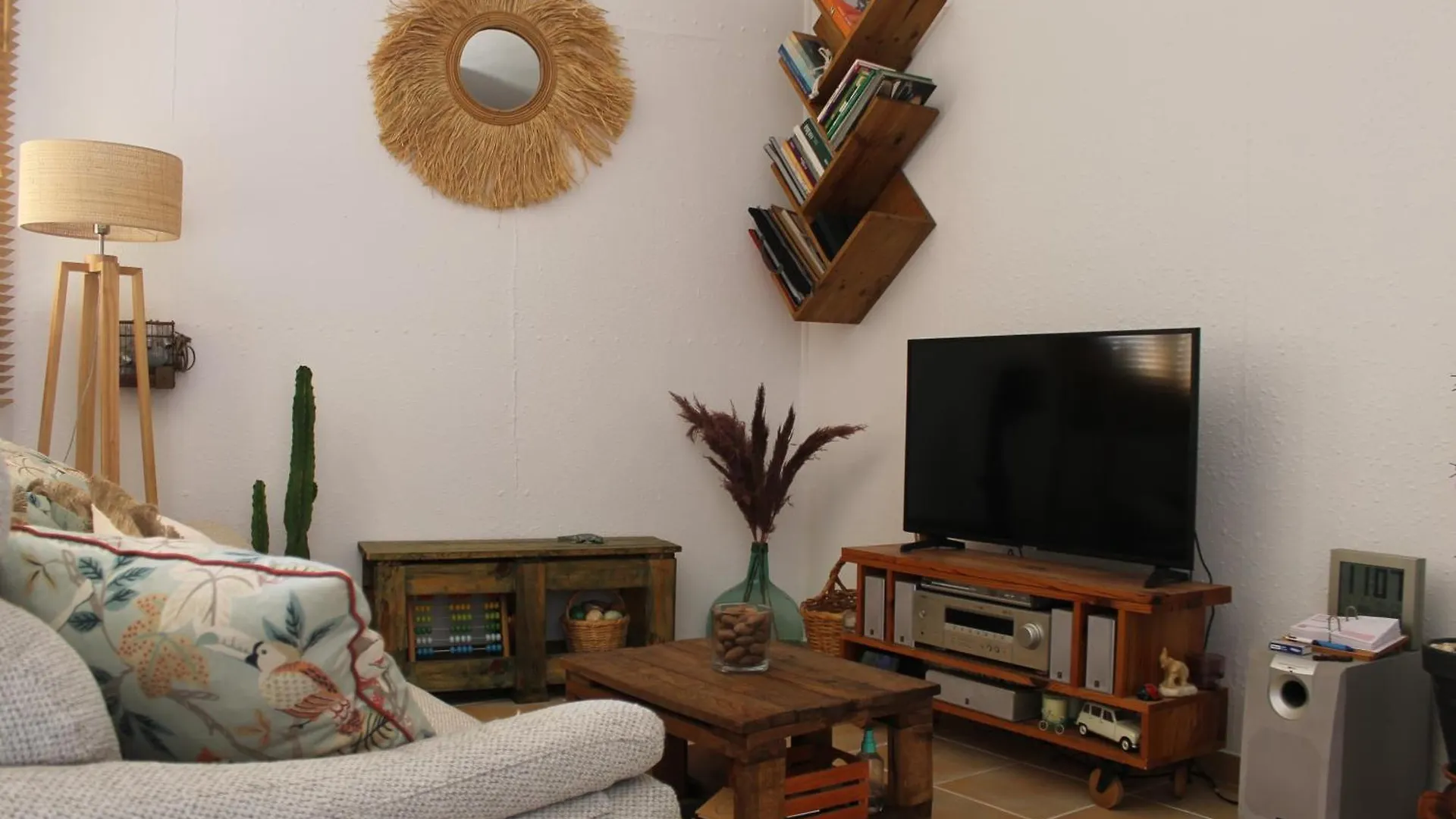 Habitacion En Piso Compartido Room In Shared Flat 托雷莫利诺斯